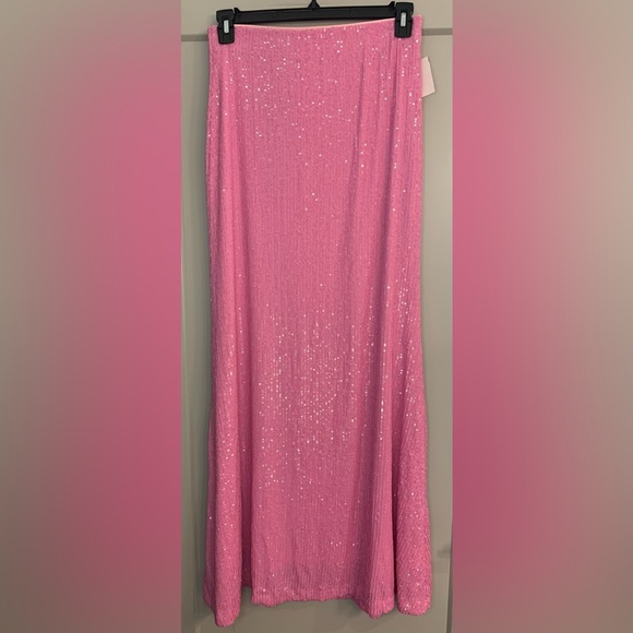 NWT Show Me Your Mumu x Barbie RSVP Skirt Size Large Pink Sequins Maxi Skirt - Picture 12 of 16